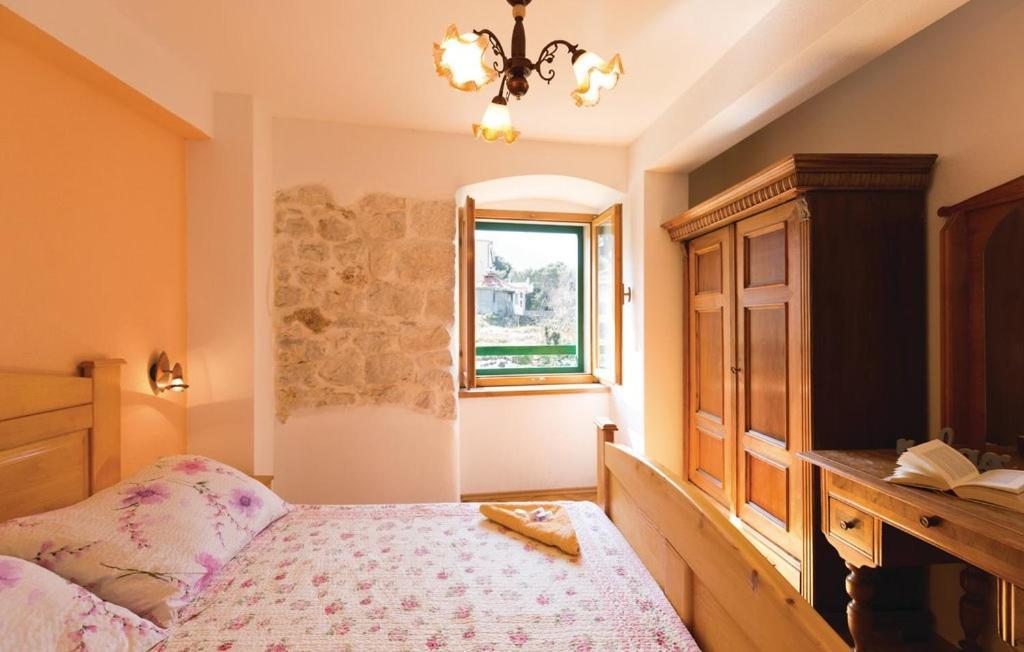 Vacation Apartments Feniks Tučepi Eksteriør bilde
