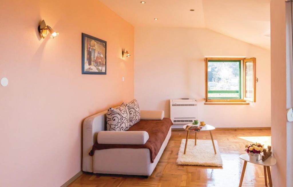 Vacation Apartments Feniks Tučepi Eksteriør bilde
