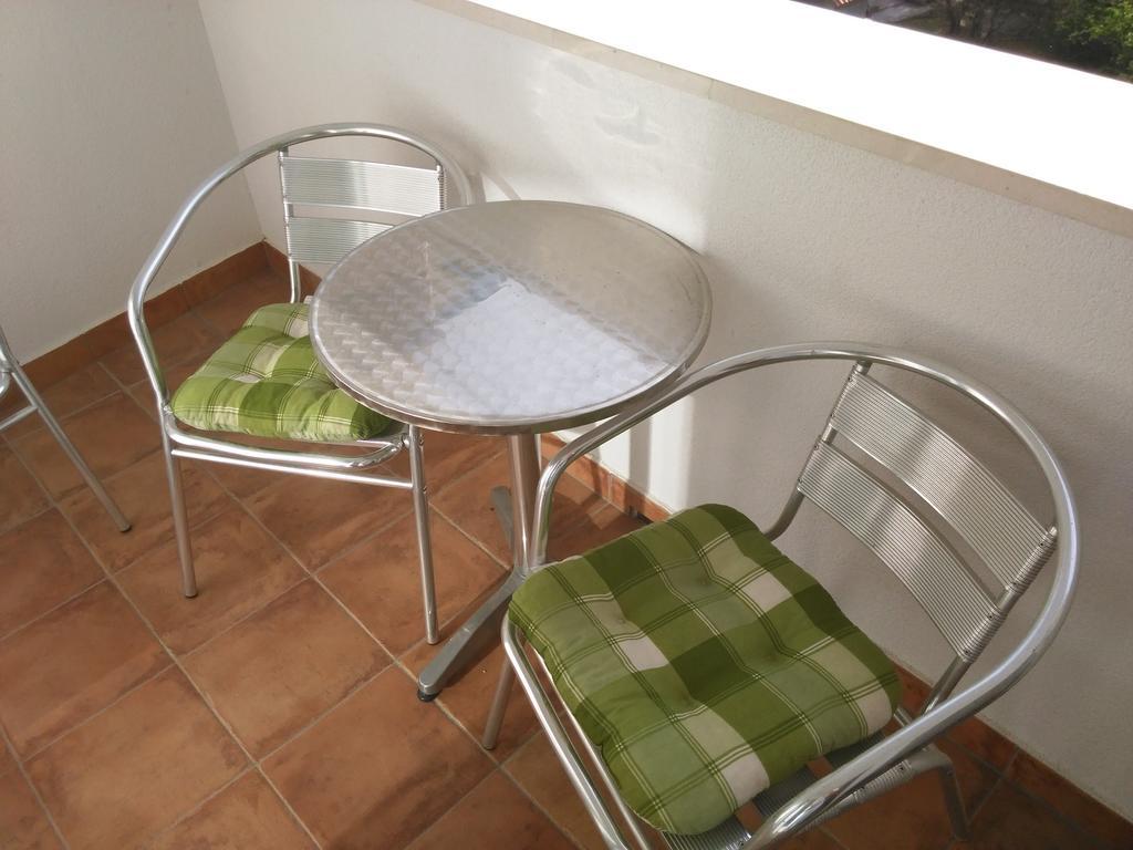 Vacation Apartments Feniks Tučepi Rom bilde